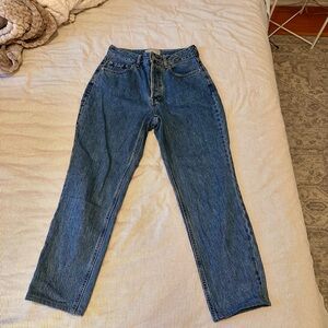 Everlane Curvy 90s Cheeky Straight Jeans - Cropped